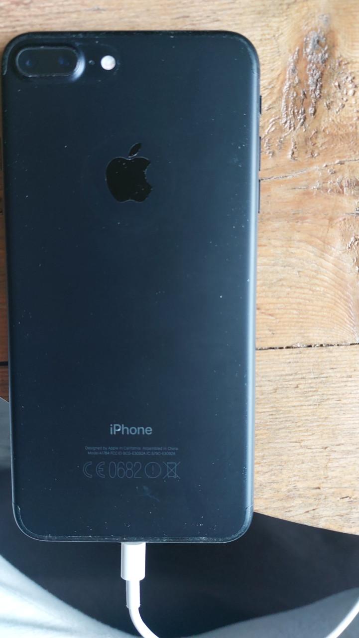 IPhone 7 plus 32GB.
