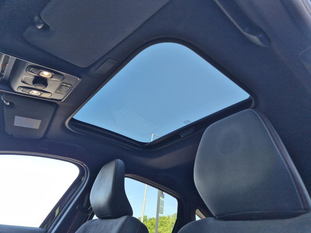 Renault Arkana 1.6 e-tech hybrid 145 r.s. line glazen panoramadak, adaptive