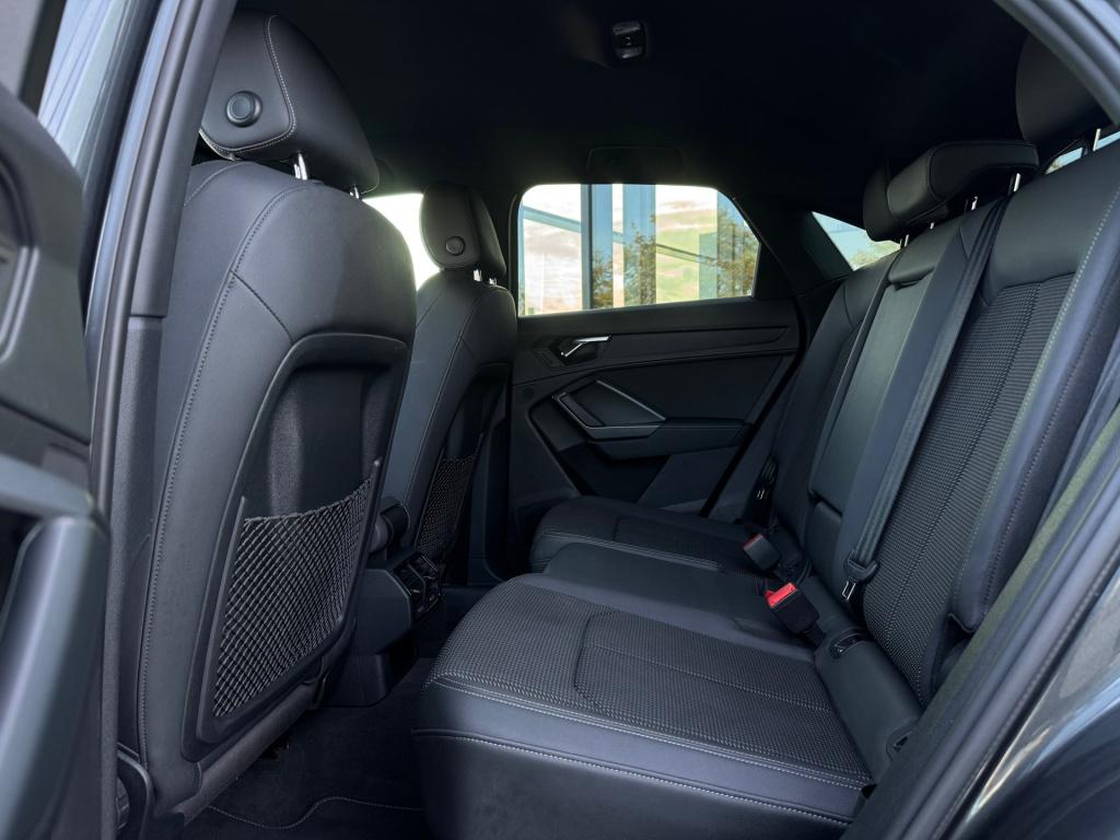 Audi Q3 sportback 35 tfsi s-line 3x * matrix led * black pack * stoelverwar