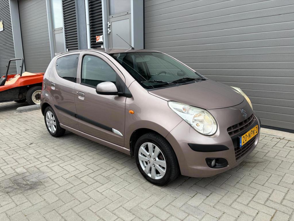 Suzuki Alto 1.0 exclusive