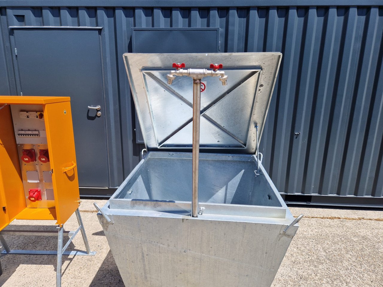 Bouwstroomkasten en waterputten te huur en te koop