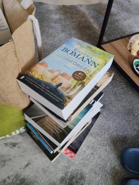 Ongelezen boeken en puzzels