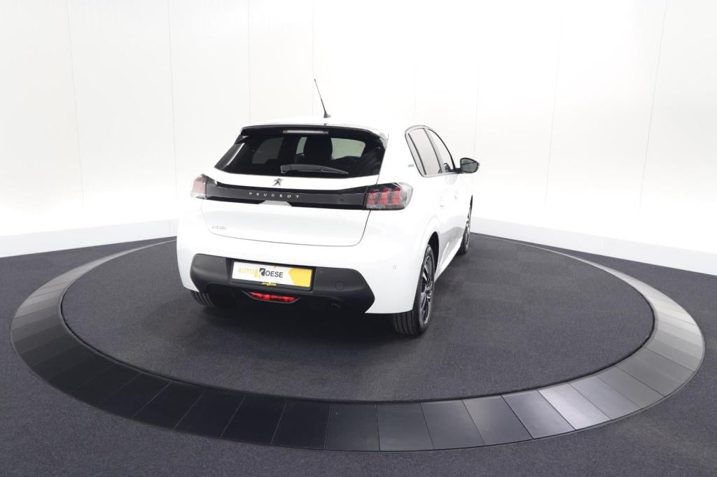 Peugeot 208 1.2 puretech style | parkeersensoren | navigatie | apple carpla