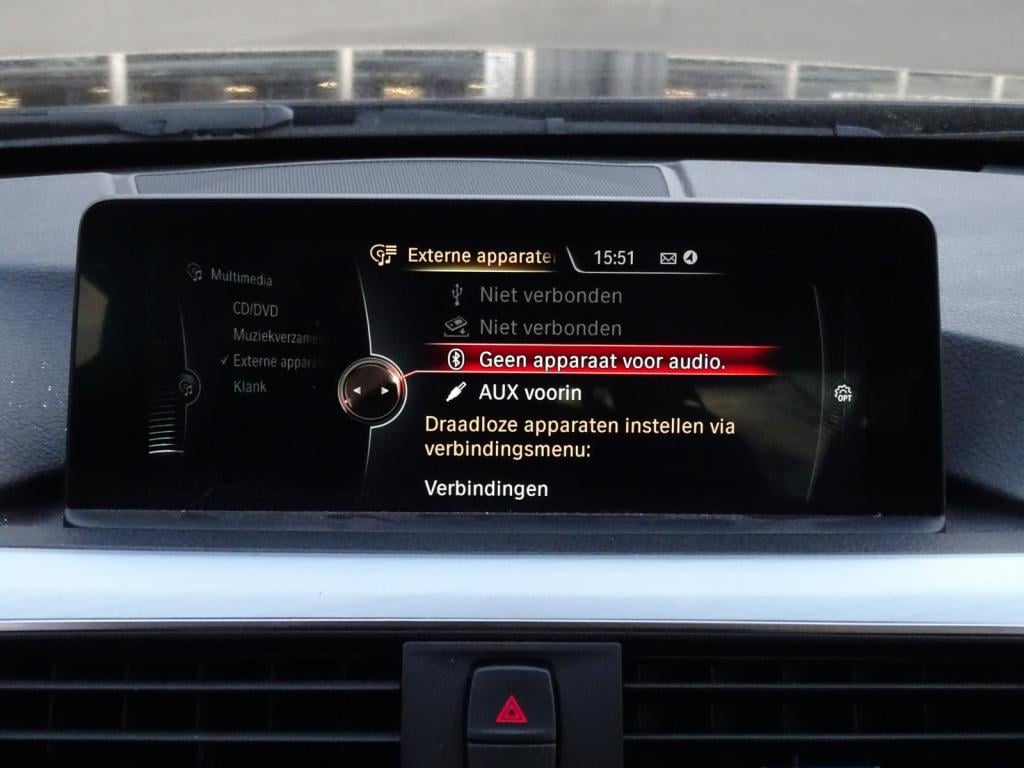 BMW 3-serie 330e luxury