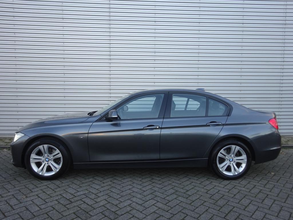 BMW 3-serie 316i high executive automaat 1e eigenaar - automaat / navi / cr