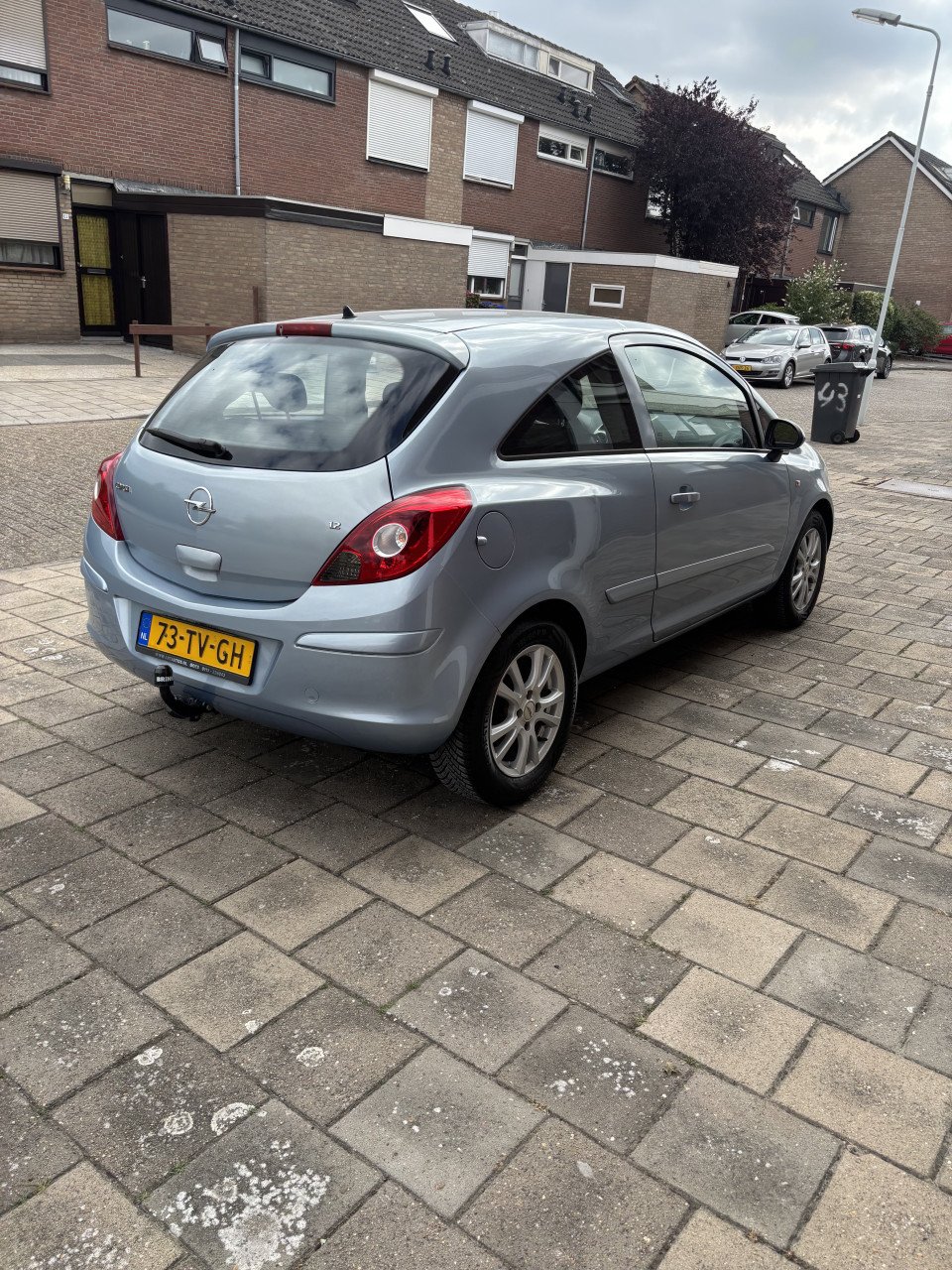 Opel corsa met een voljaar apk!