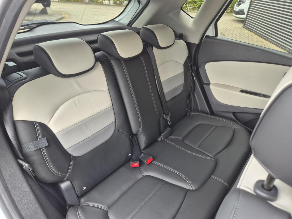 Renault Captur tce 120 edc automaat initiale paris | leder | trekhaak | cam