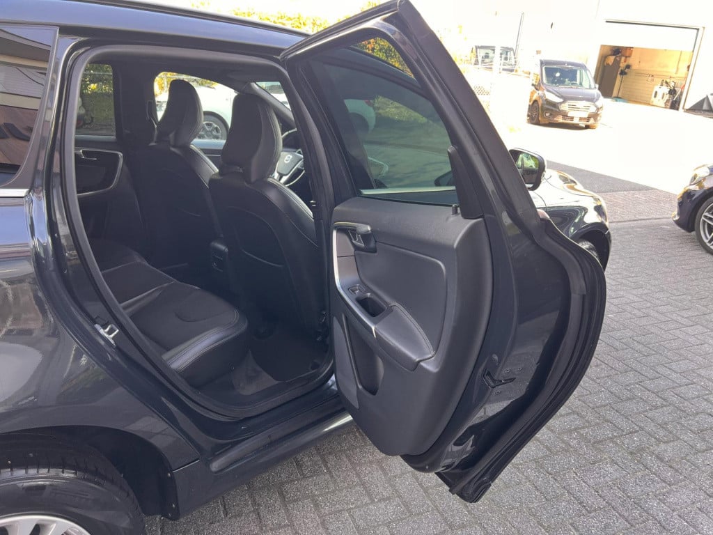 Volvo XC60 2.0 d3 fwd ocean race