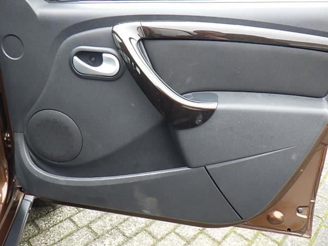 Dacia Duster 1.6 lauréate 2wd