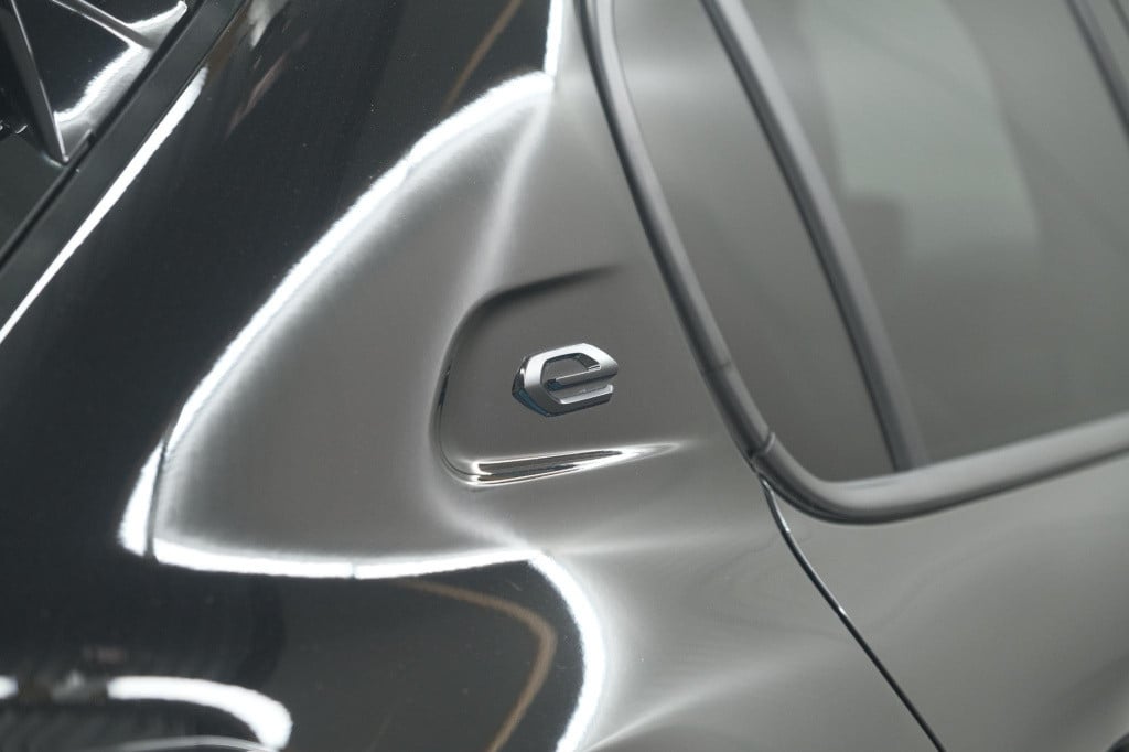 Peugeot 208 ev allure 50 kwh | 3 fase laadfunctie | parkeersensoren | apple