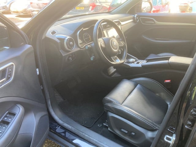 MG ZS EV 68 KW