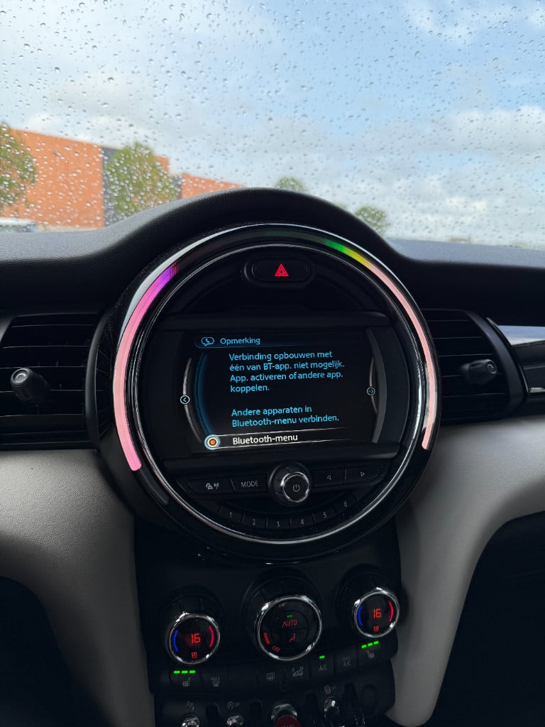 Mini Cooper 1.5 - chili - pano