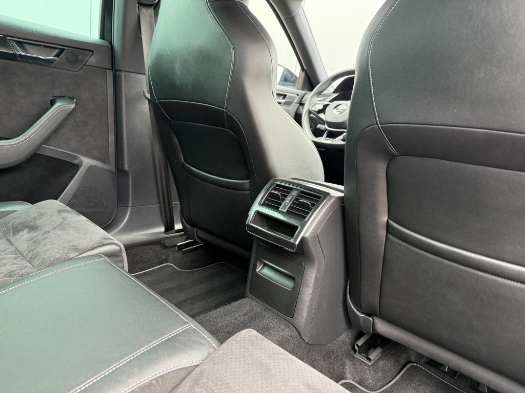 Skoda Superb combi 1.4 tsi iv 218pk sportline business