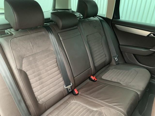 Volkswagen Passat variant 1.6 tdi highline | navi | alcantara | stoelverwar