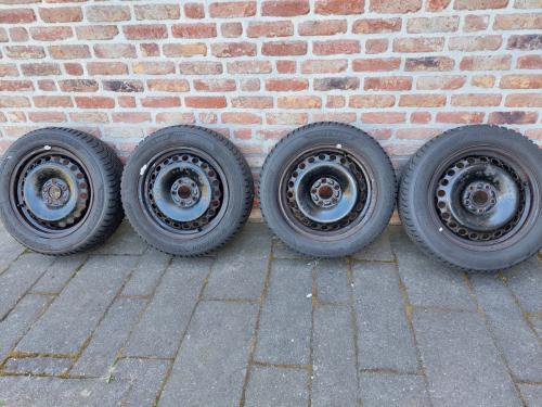 Winterbanden 205/55/R16