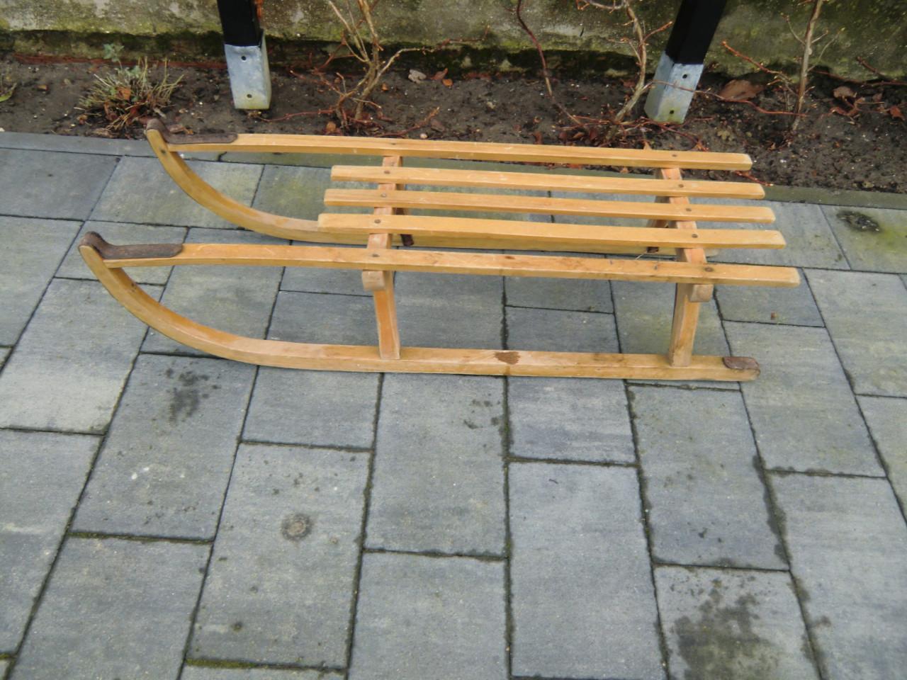 Grote houten slee 98 cm