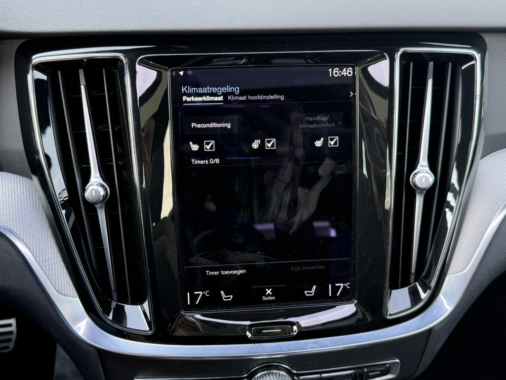Volvo V60 t6 340pk recharge r-design| panodak| adap.cruise| trekhaak| stan