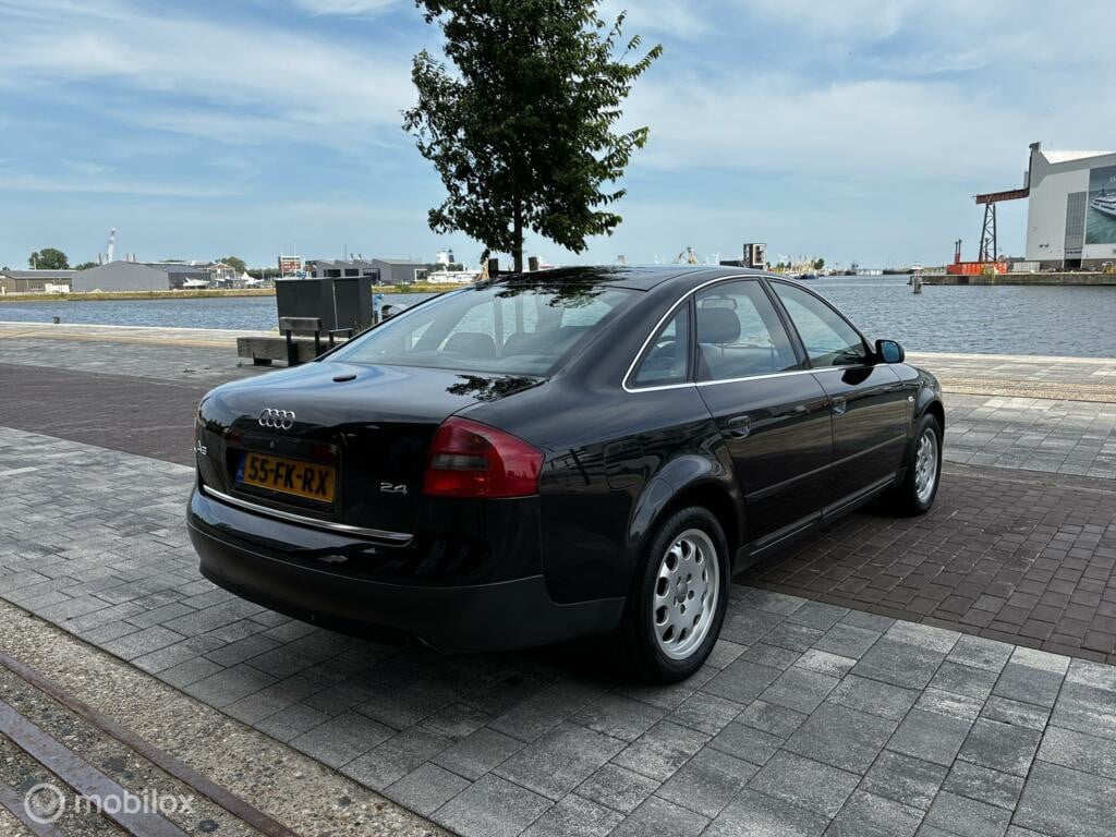 Audi A6 Limousine 2.4 V6 Advance Youngtimer Clima km276.766Nap Xenon BJ2000