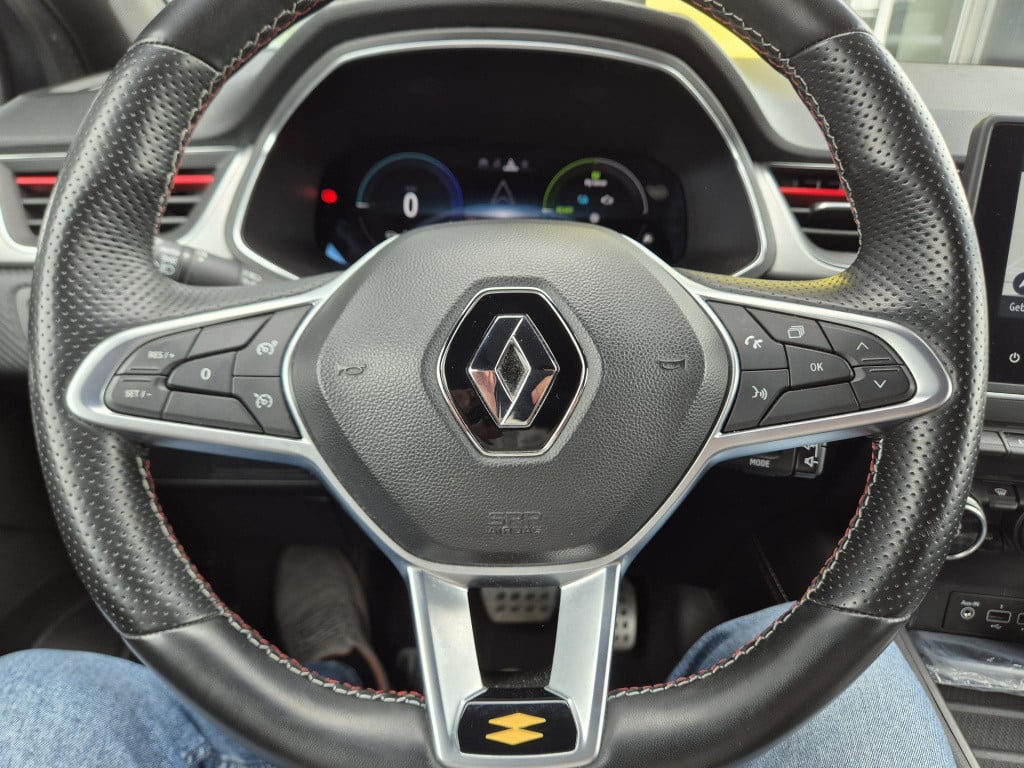 Renault Captur e-tech hybrid 145 r.s. line