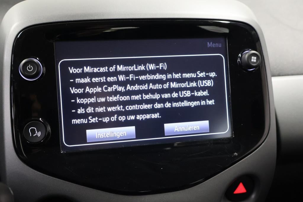 Toyota Aygo 1.0 vvt-i x-joy automaat