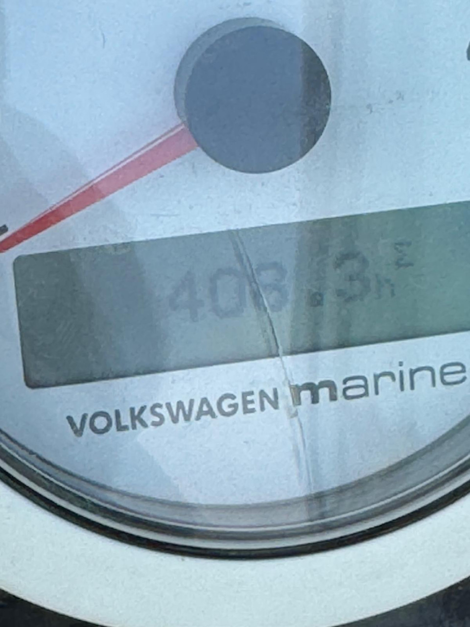 Sportboot Triton 225 Cuddy met zuinige 150pk dieselmotor