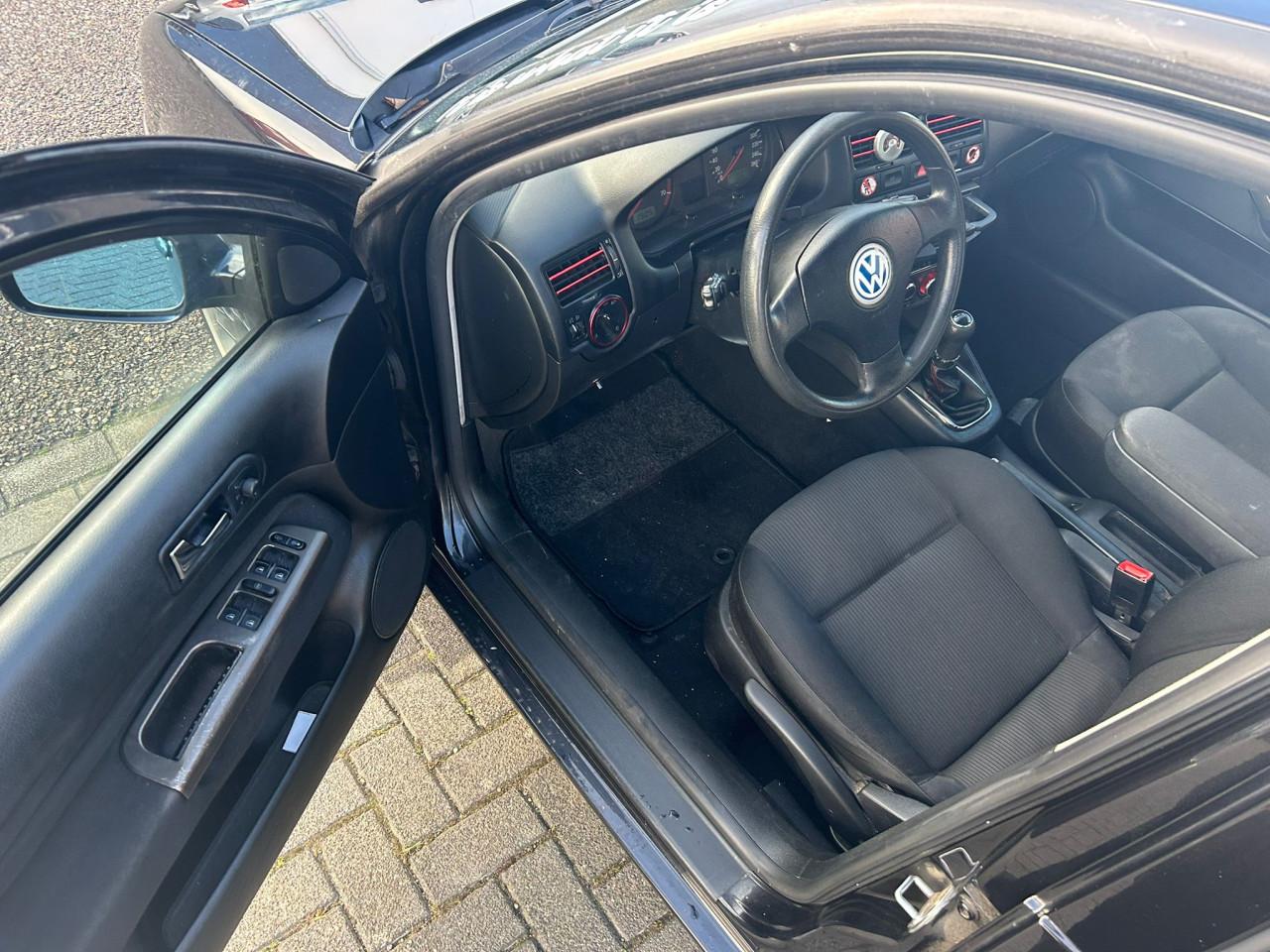 Volkswagen Bora 1.6-16V Mooie Auto! Lees Tekst!