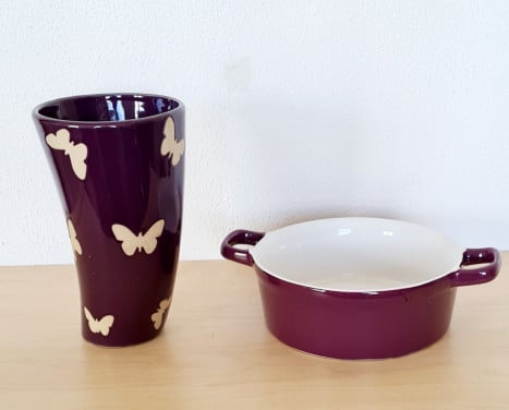 4 leuke paarse bloempotten