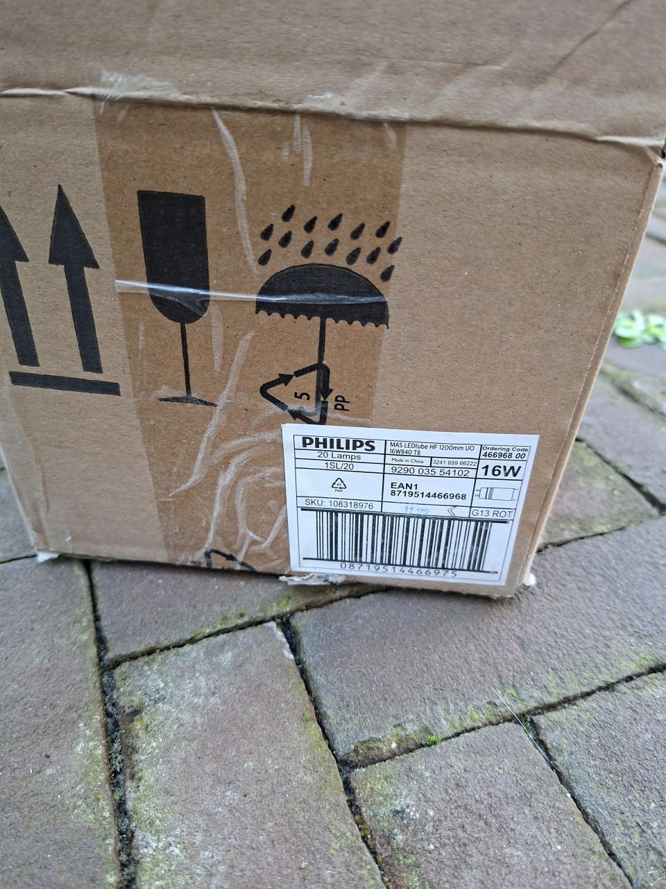 Nieuwe TL Led lampen nieuw in de doos Philips 120 cm