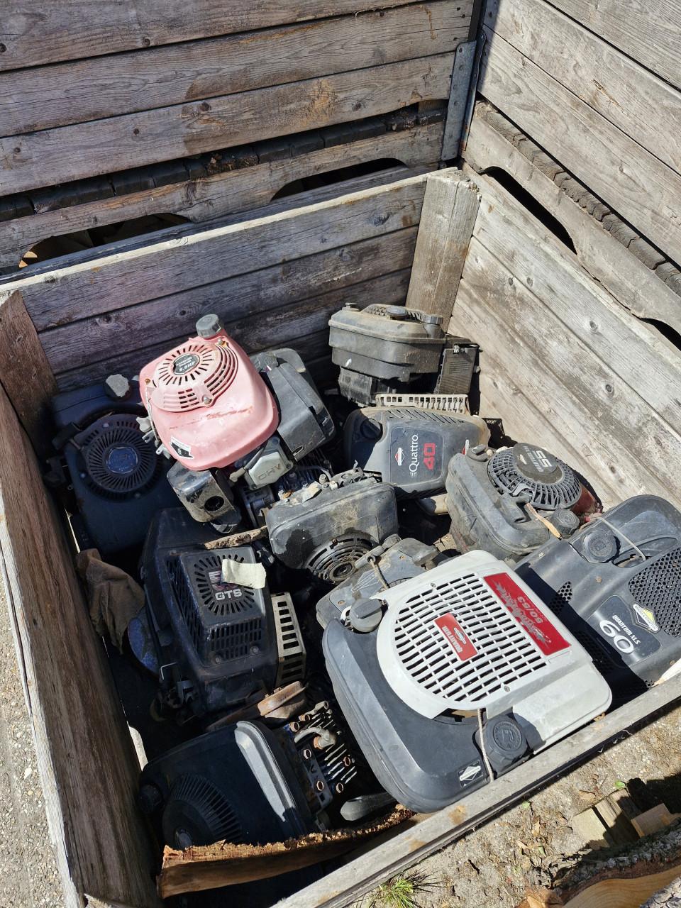 12 grasmaaier motor blokjes