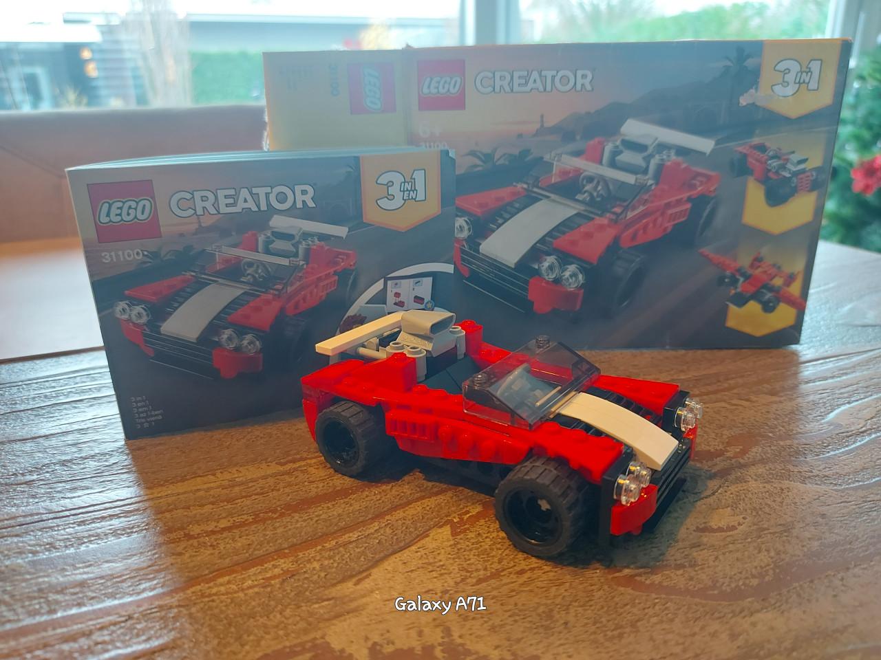 Lego creator 31100