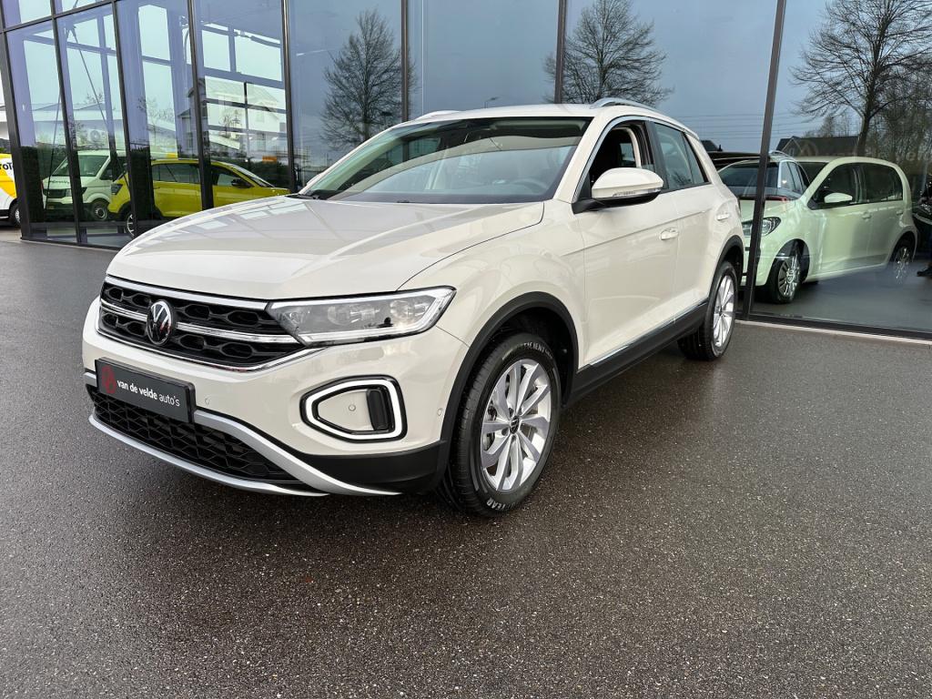 Volkswagen T-roc 1.5 tsi 150pk dsg style carplay | camera | keyless | elek.