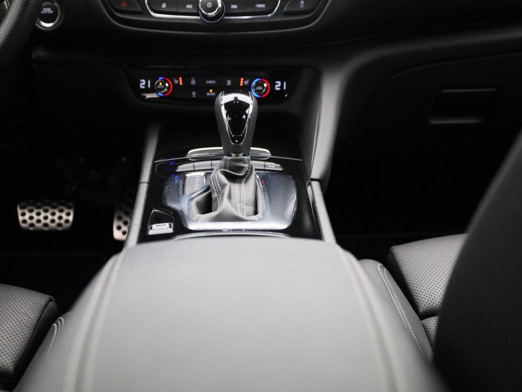 Opel Insignia sports tourer 1.5 turbo business executive | automaat | opc-l