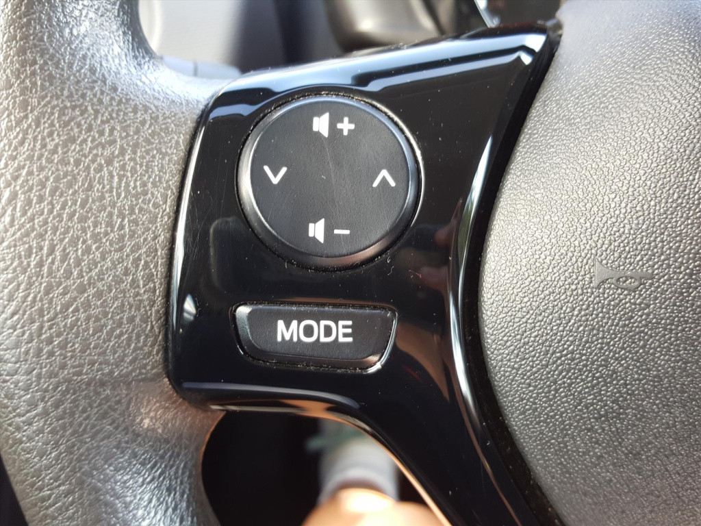 Peugeot 108 active 1.0 e-vti 72pk 5d premium pakket | airco | radio | bluet