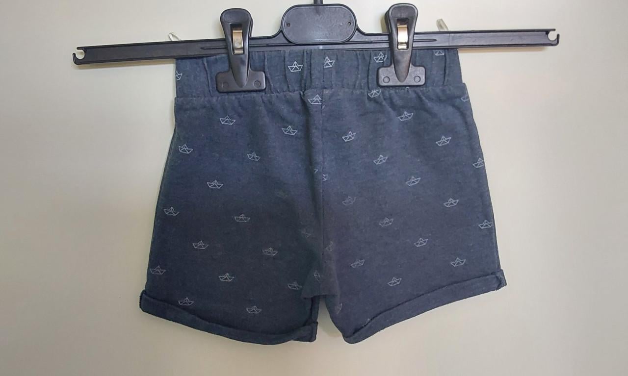 Nieuw korte broek van het merk C&A in maat 92