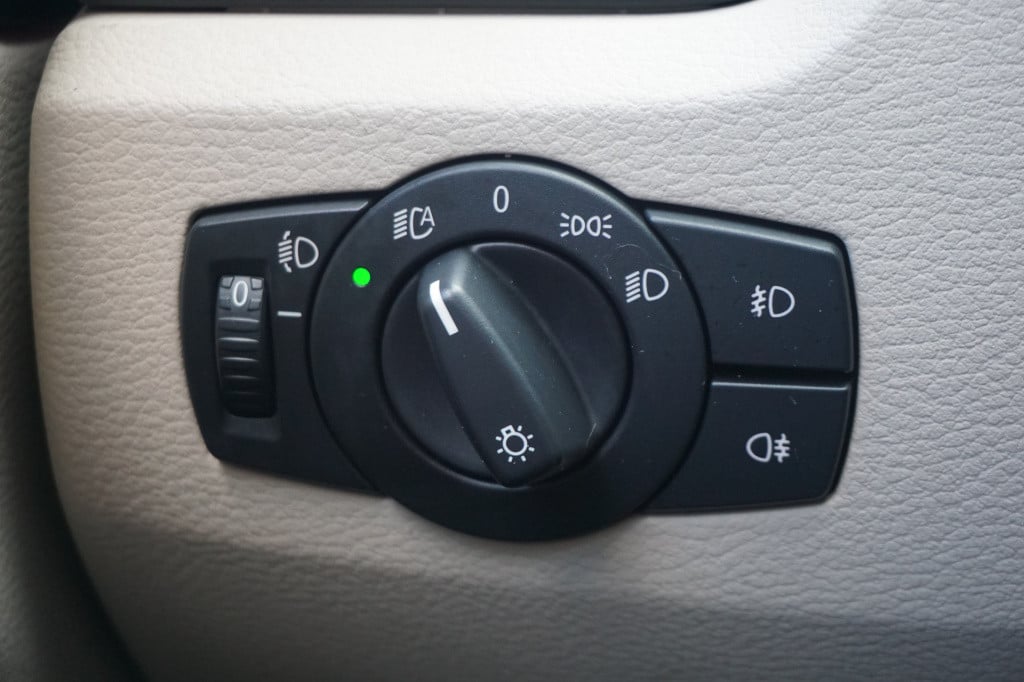 BMW X1 xdrive28i executive automaat - climate / navi / cruise / leder / ele