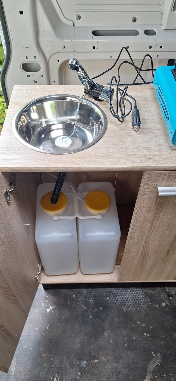 Nieuw keukenblokje voor zelfbouwcamper