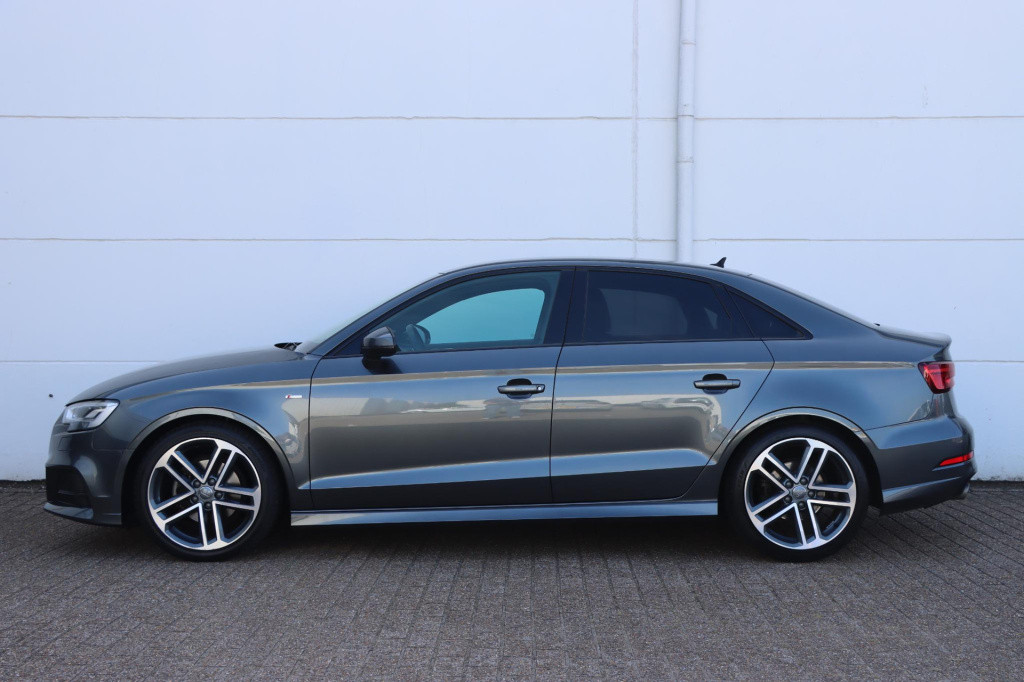 Audi A3 limousine 35 tfsi cod advance sport s-line 150pk s-tronic