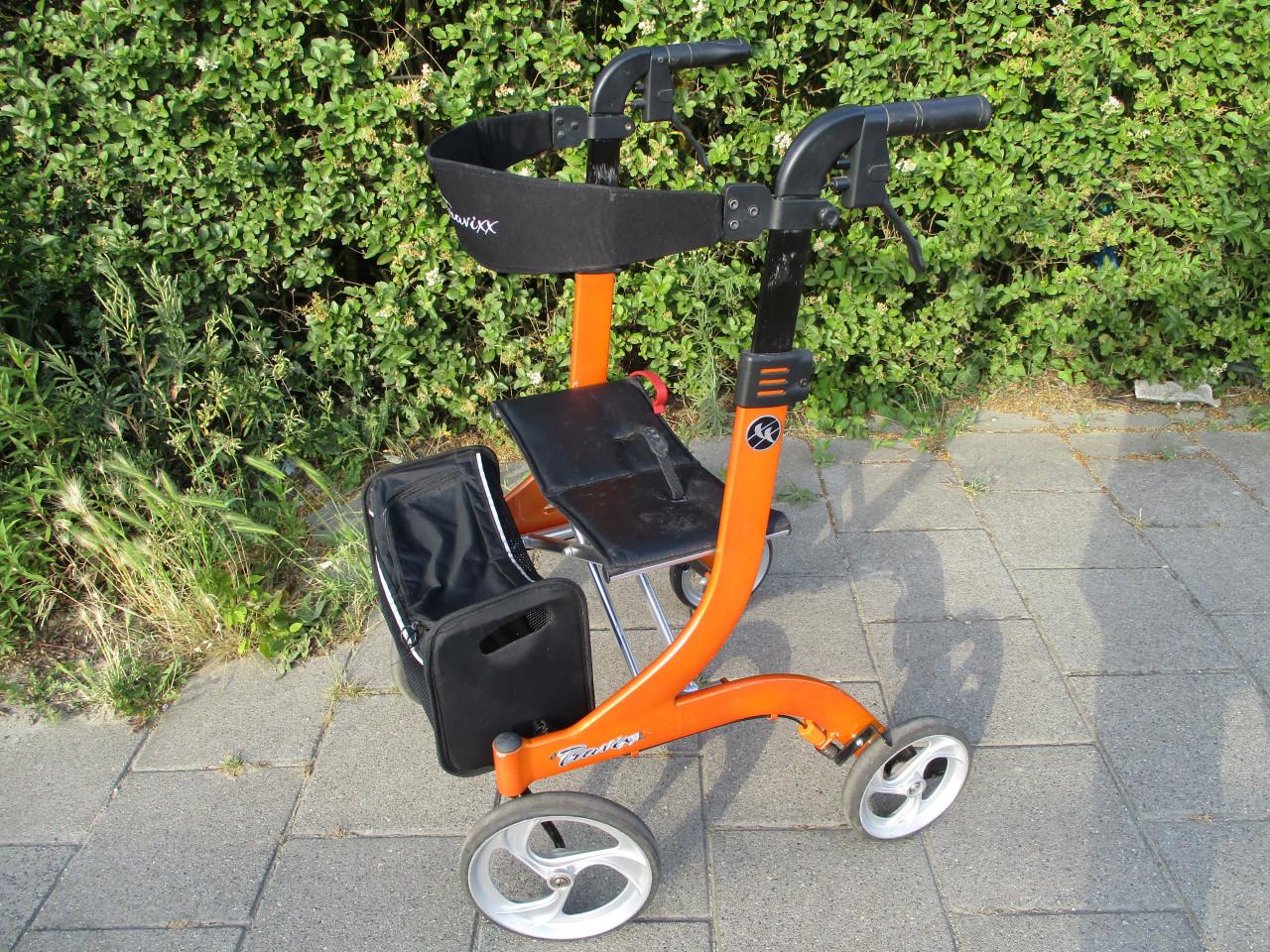 Hippe Travixx rollator te koop