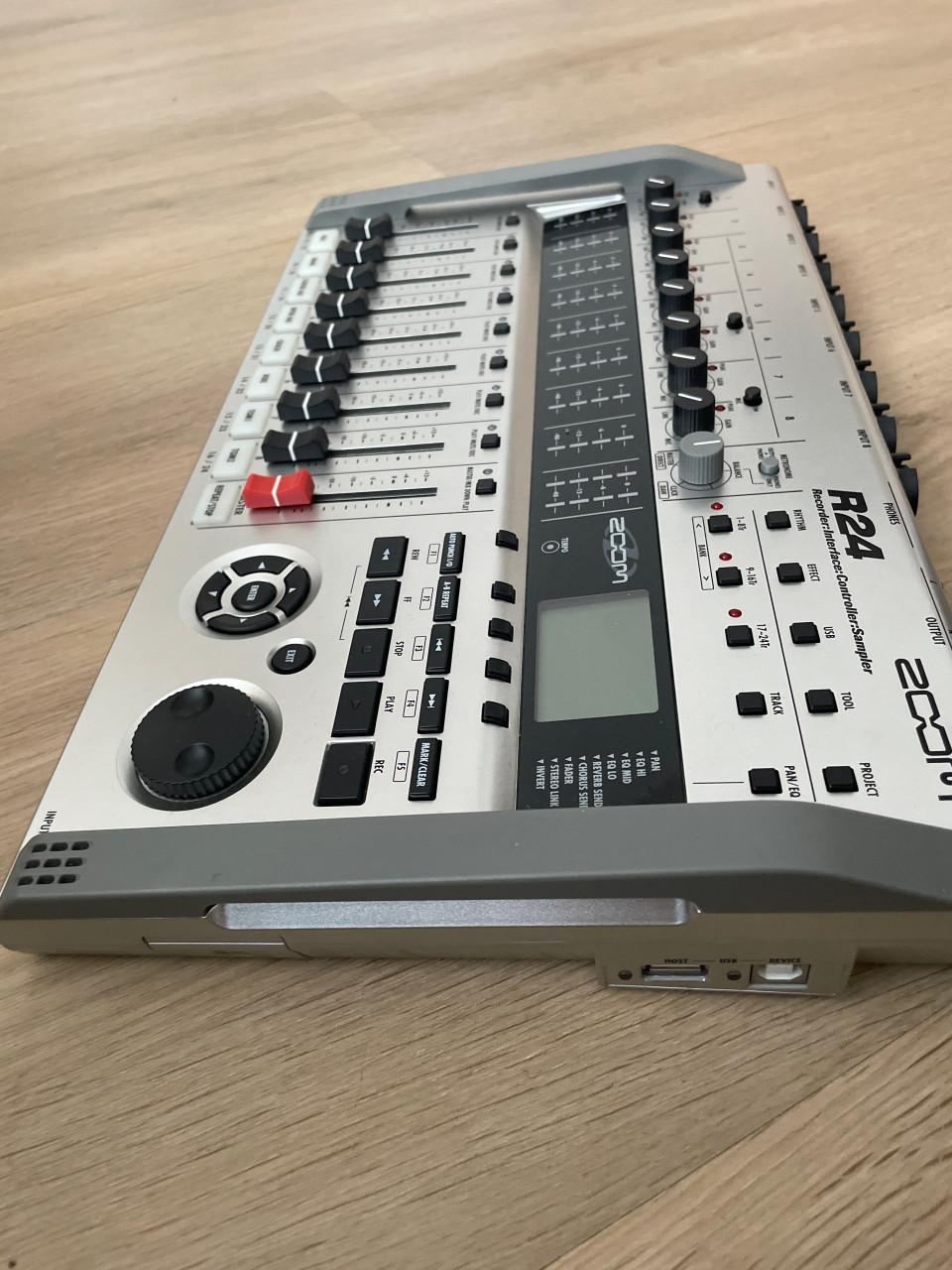 Zoom Recorder Interface Controller