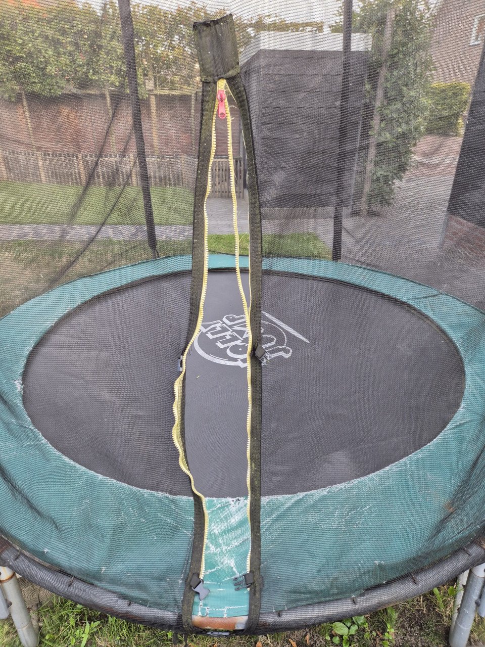 Trampoline
