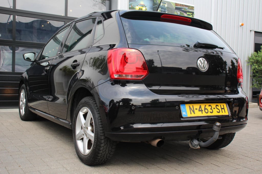Volkswagen Polo 1.2 tsi highline - trekhaak - stoel verw - schuifkanteldak 