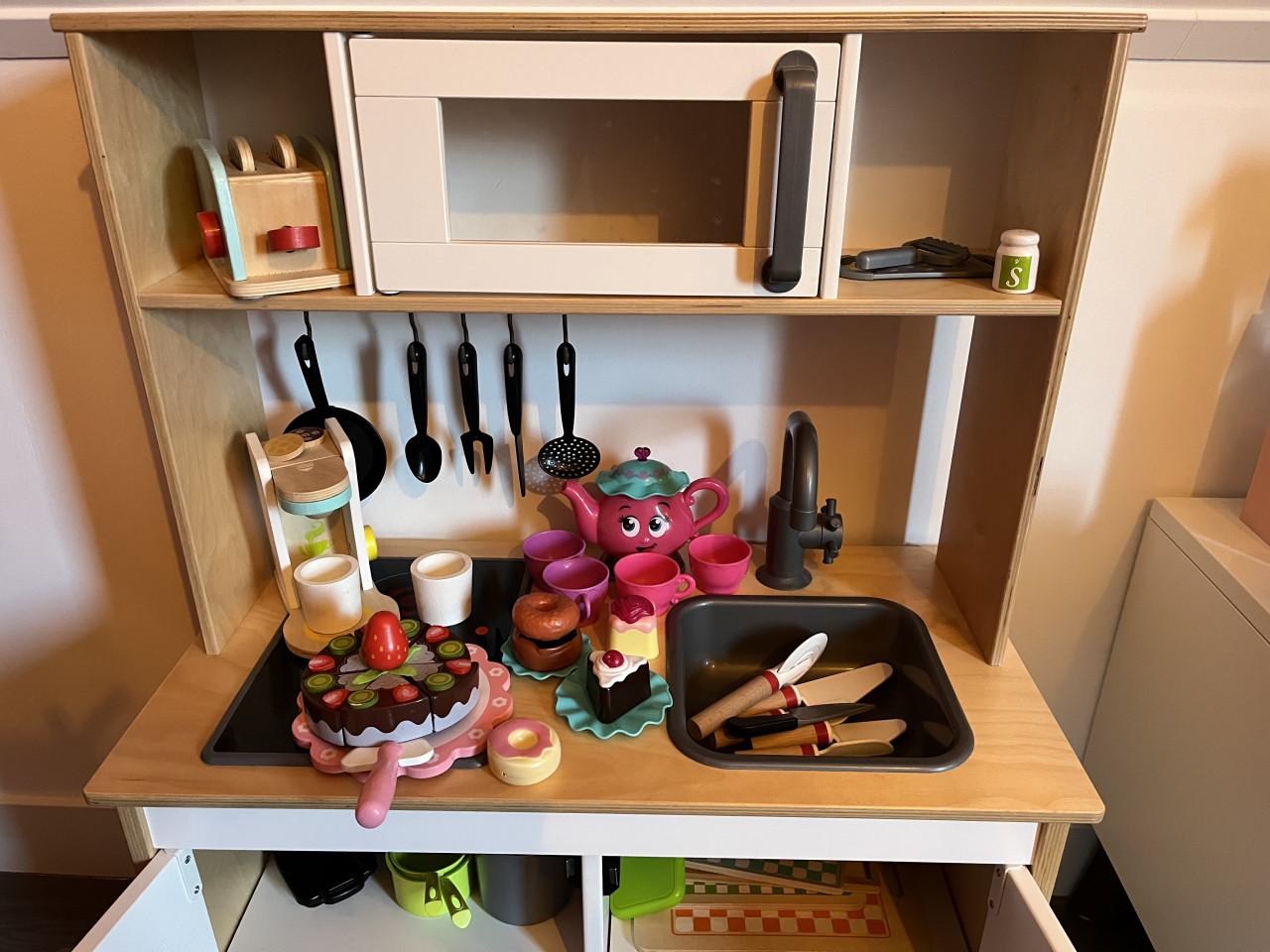 IKEA speelkeuken met veel extra’s