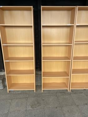 Boekenkasten. 3 x.