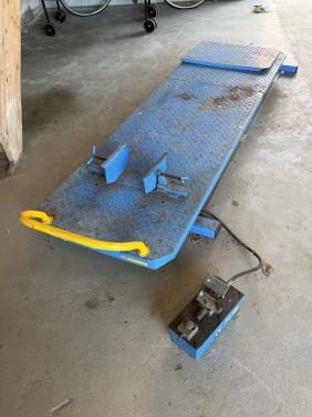 Motorwerkbrug op luchtdruk