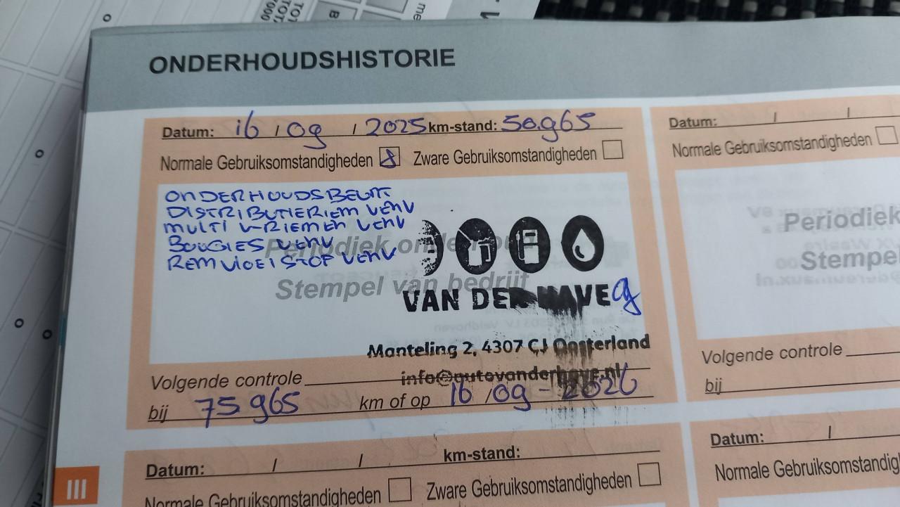 Citroen C3 1.2 Pure Tech Exclusive automaat !!!! 5drs 2015 51.000km !!!!!