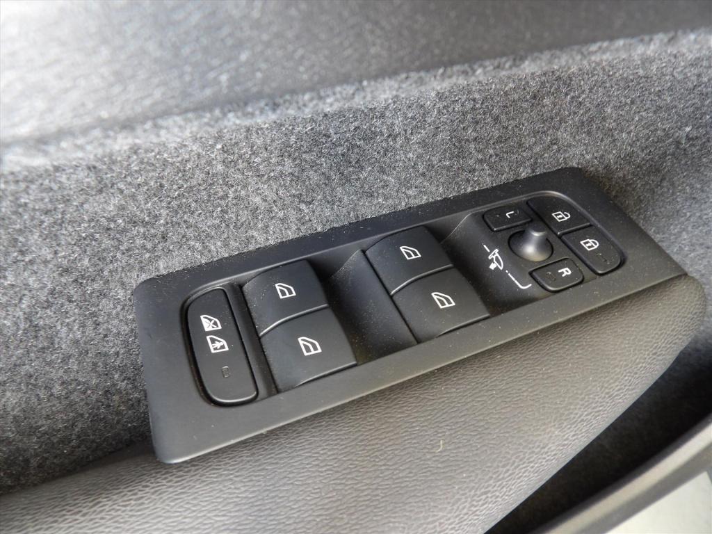 Volvo XC40 t4 plug-in hybrid 211pk aut core bright