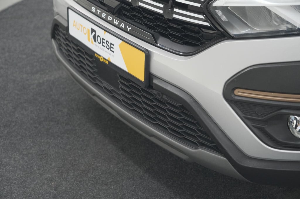 Dacia Sandero Stepway tce 90 extreme | camera | dodehoekdetectie | navigati