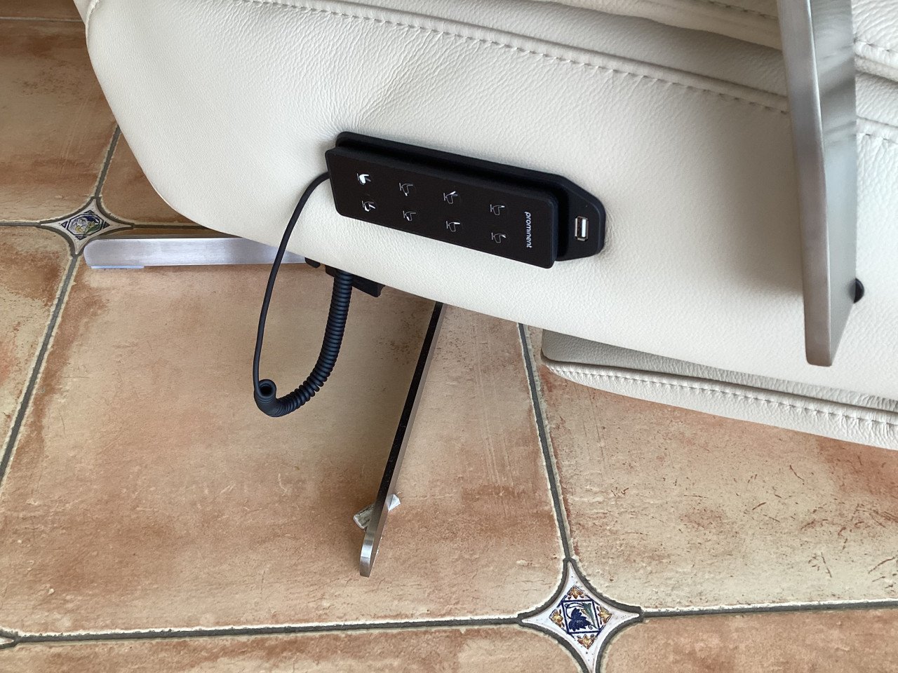 Nieuwstaat!Sta-op relax Prominent S100/USB/wellness(3 motoren)