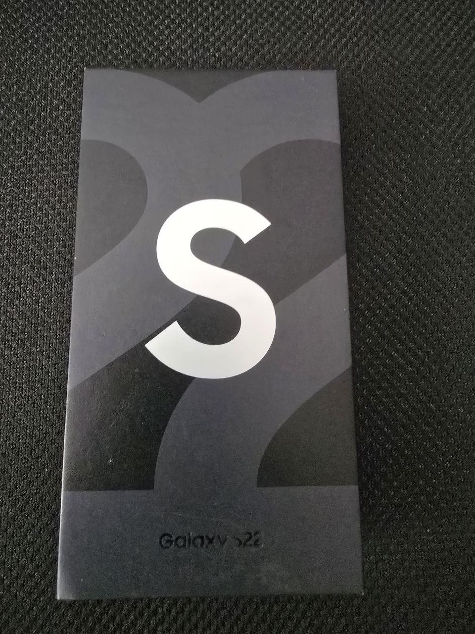 Samsung S22