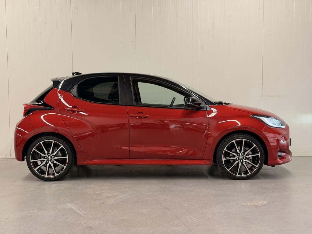 Toyota Yaris 1.5 hyb. executive